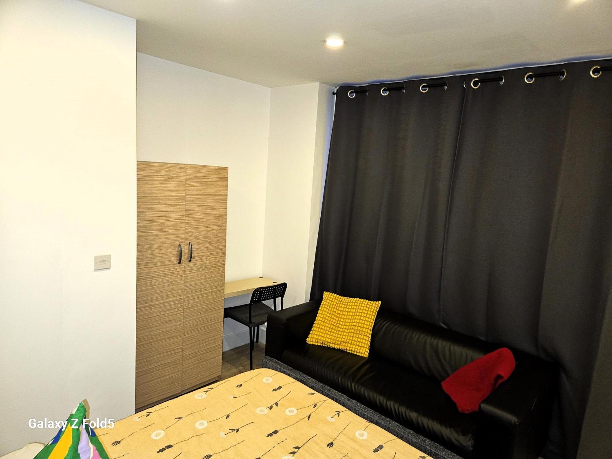 Appartement Sleephouse Partying Is Not Allowed Pls Londres