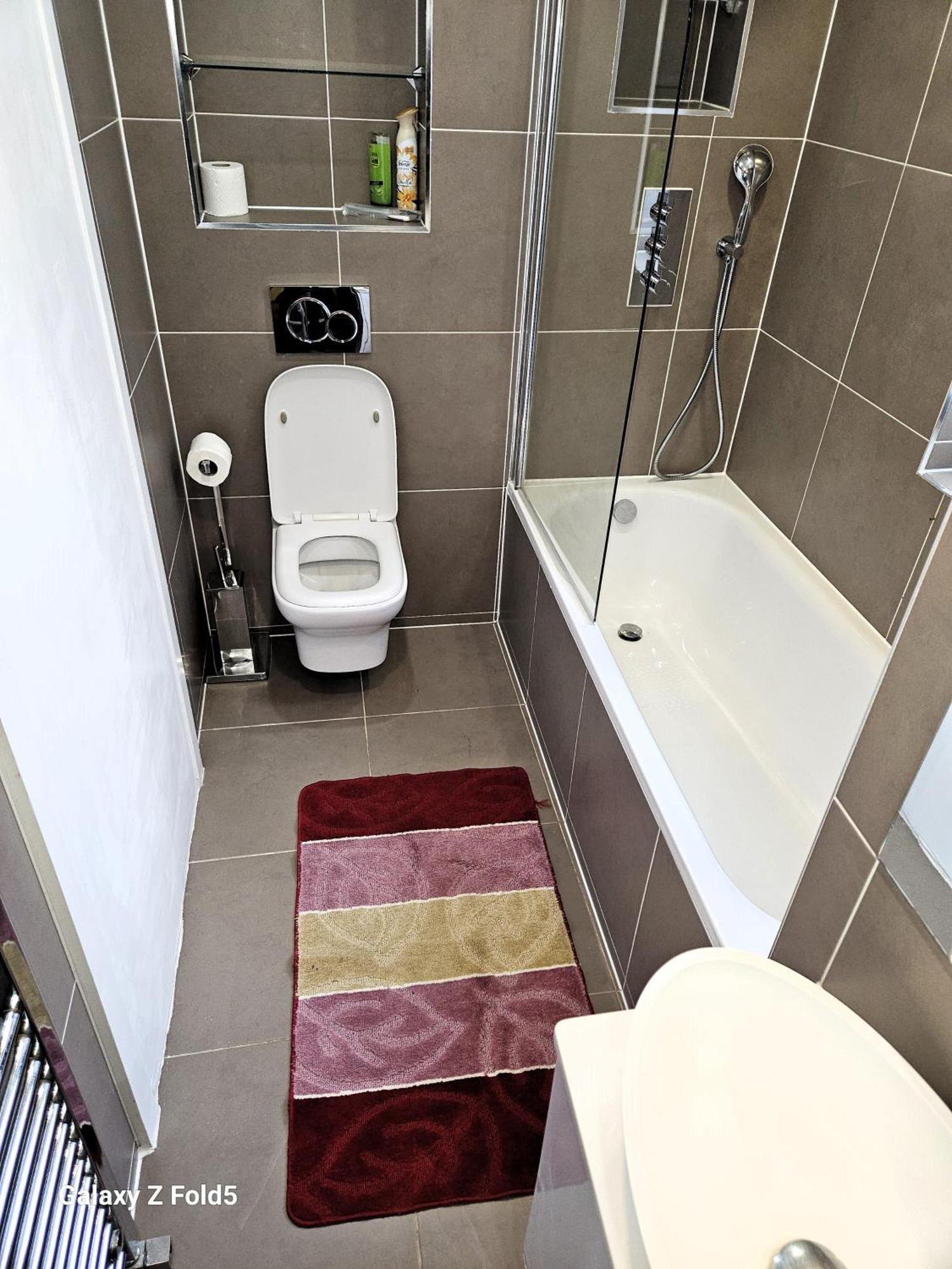 Sleephouse Partying Is Not Allowed Pls Apartment London